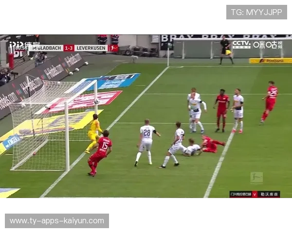 阿诺德任意球形成混乱后头球破门